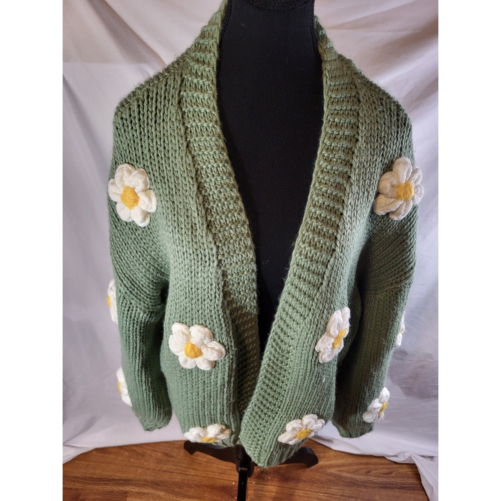 NWT Altar'd State Women's Green 3D Daisy Cardigan Sweater M